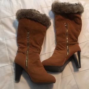 Never worn in spectacular condition